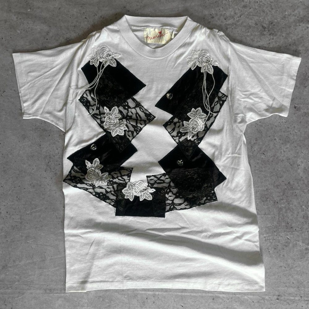 ★ Handmade Black Floral Lace DIY Patchwork T-Shirt ★